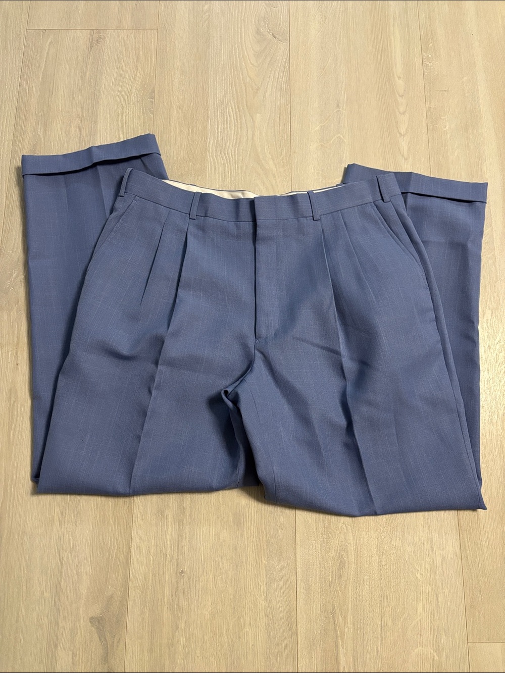🔥BUNDLESALE Men's 38/32 Falcone Pleated Cuffed Dress Pants in Dusty Blue